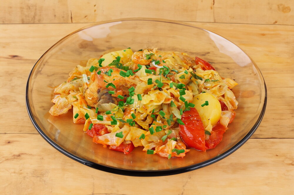 Stewed Cabbage with Potatoes and Chicken