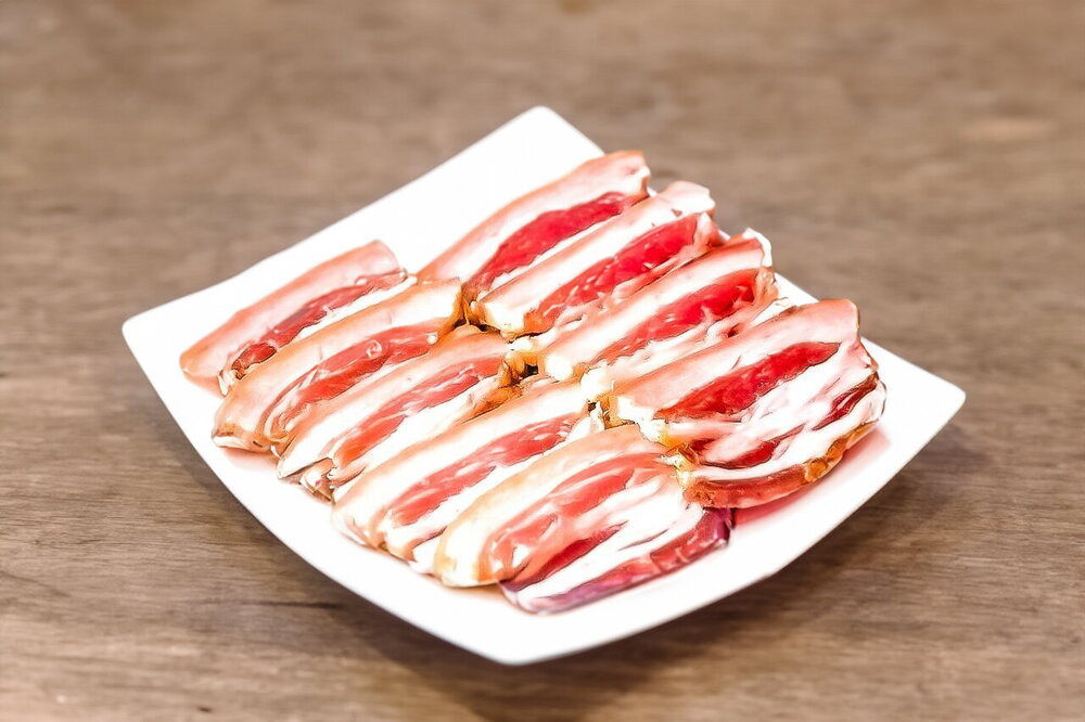 How to Salt Pork Belly at Home