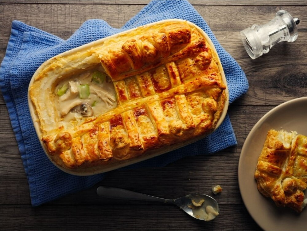 Chicken and leek pie