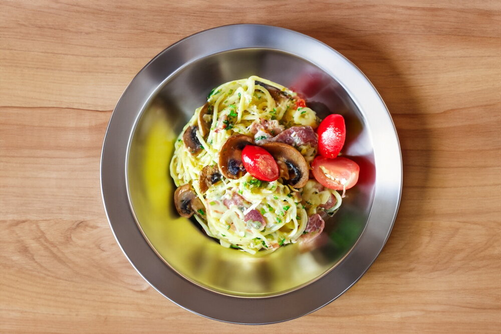 Pasta Carbonara with Mushrooms, Bacon, and Cream