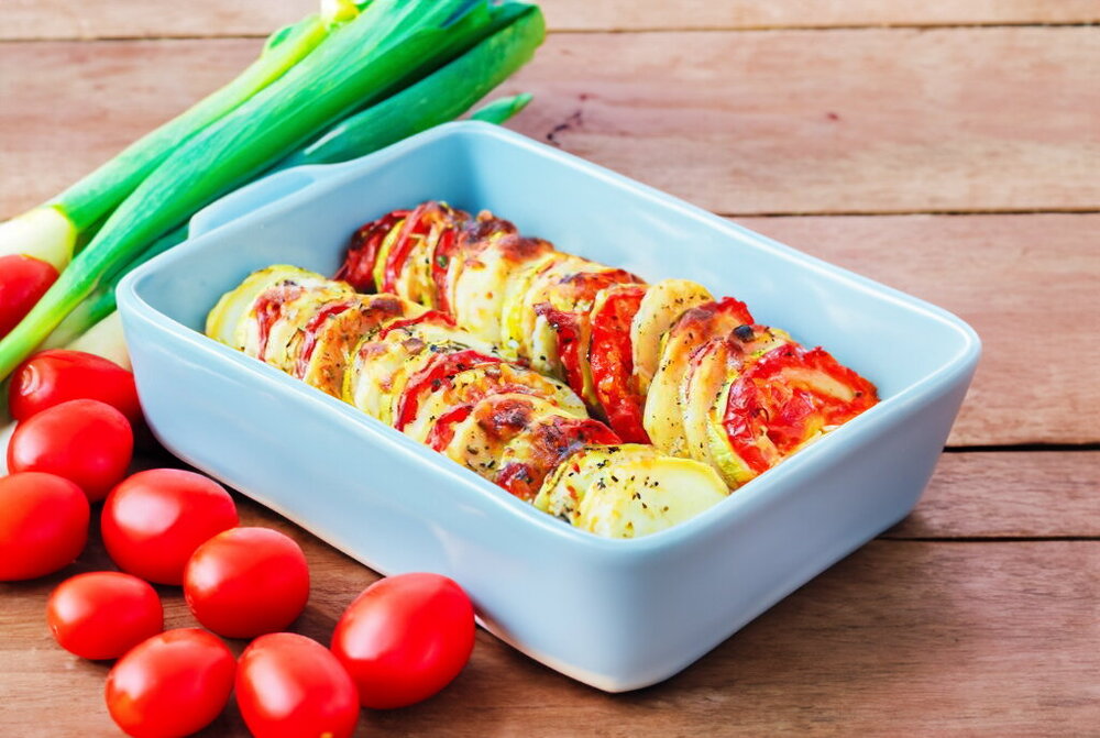 Baked Potatoes with Zucchini and Tomatoes