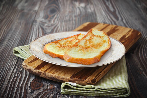 Sweet Skillet French Toast from Baguette