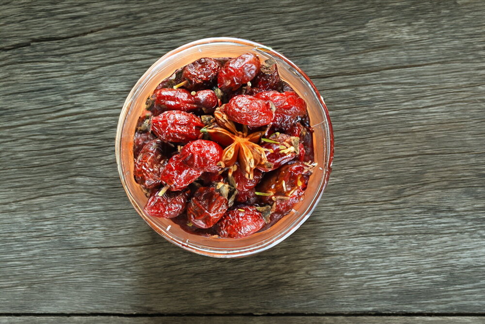 How to Dry Rose Hips in the Oven
