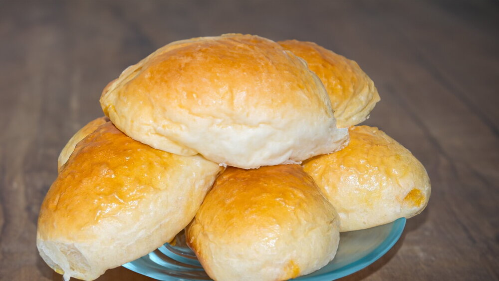 Rich Yeast Pies with Cabbage Filling (Baked in the Oven)