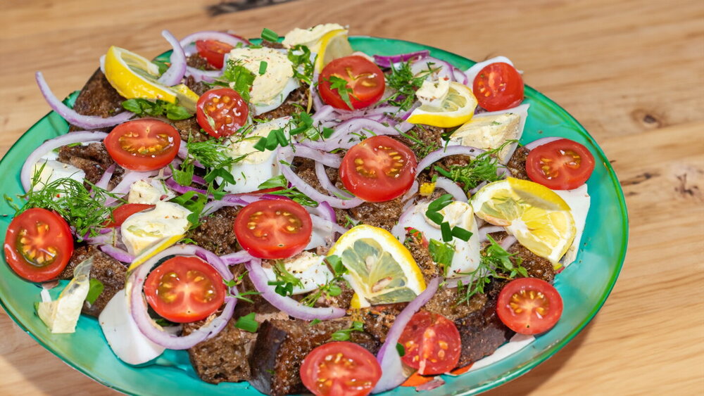 Cod Liver Salad with Croutons, Tomatoes and Onions