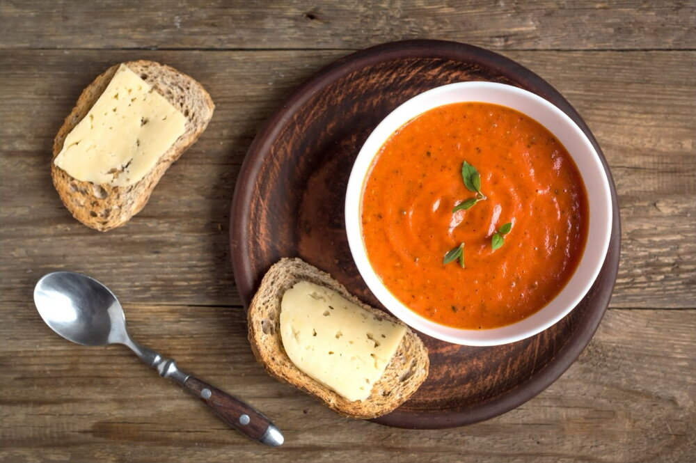 Fresh tomato soup