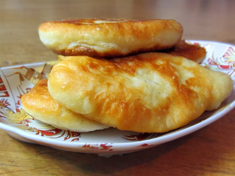 Fried Pies in Oil with Water-Based Dough