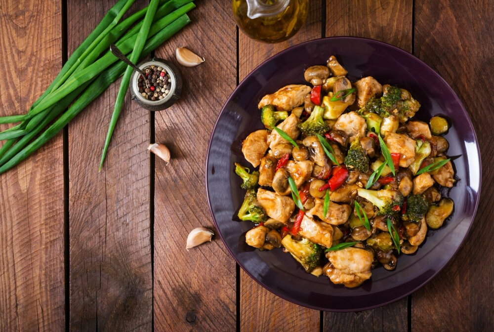 Ginger and garlic chicken stir fry