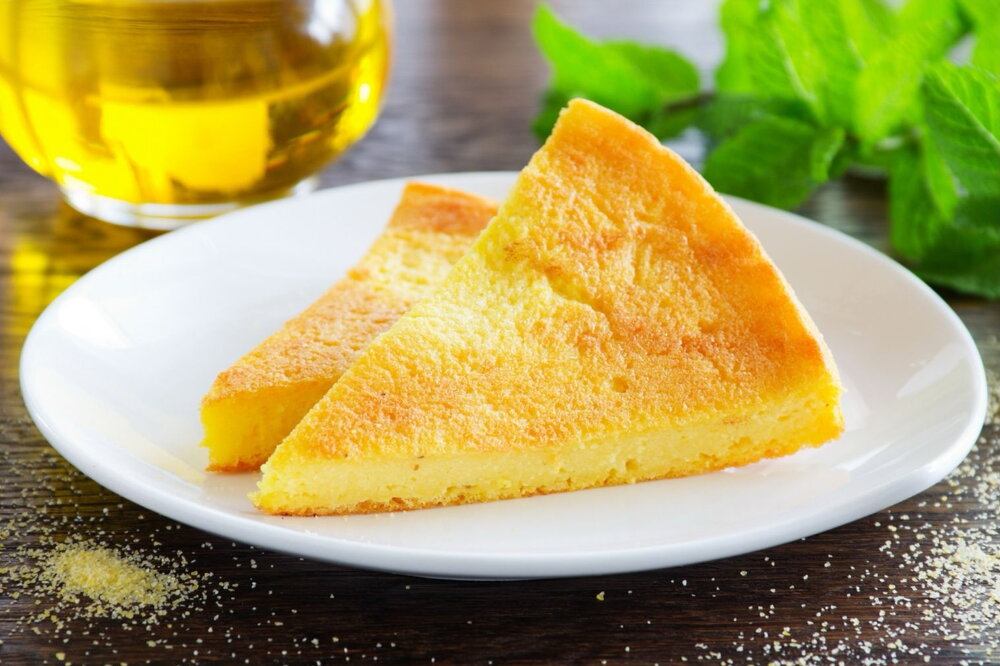 Grapefruit cornmeal cake