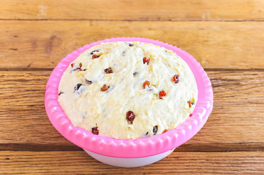 The Tastiest Viennese Kulich Dough