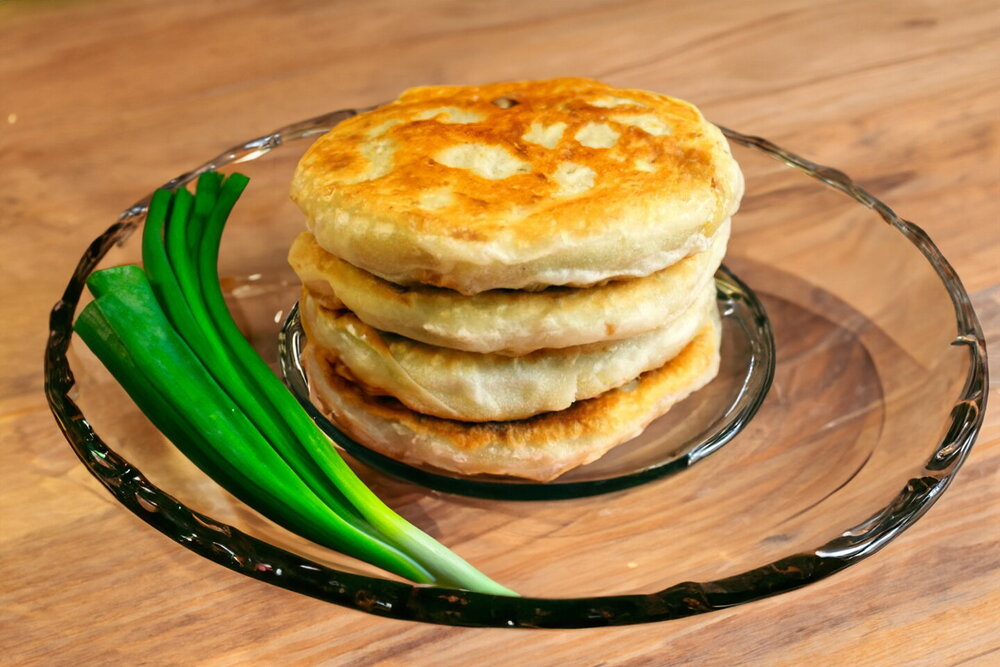 Layered Pan-Fried Flatbreads with Onion