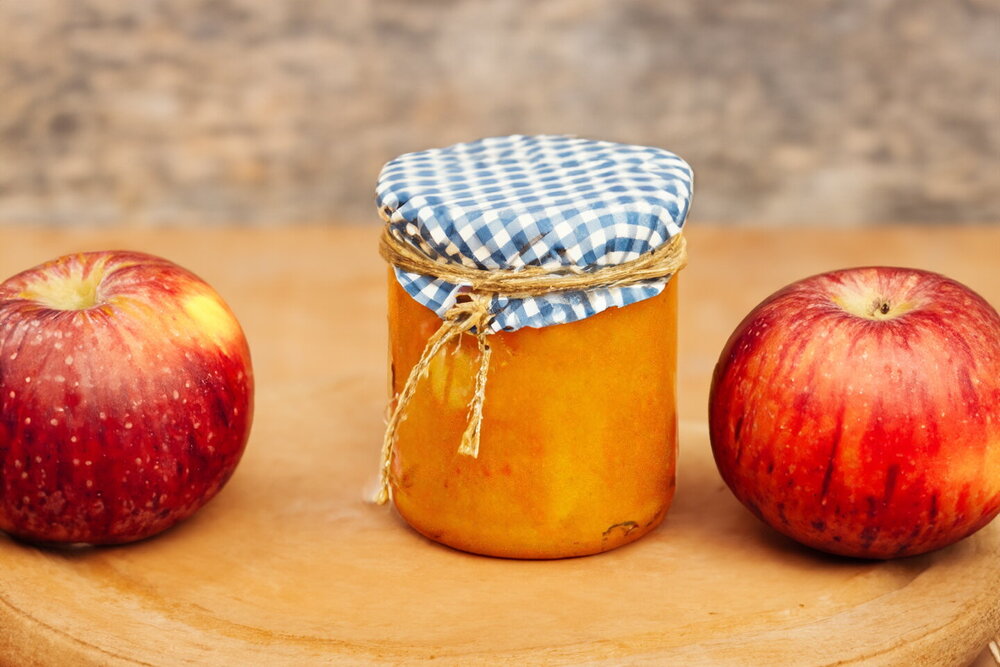 Apple Sauce for Winter (Canning)