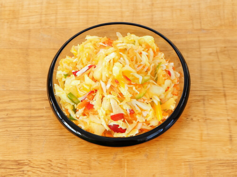 Cabbage Salad for Winter with Bell Pepper