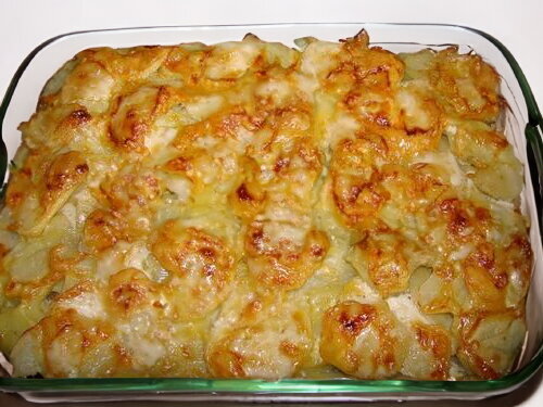 French-Style Pork with Potatoes, Button Mushrooms, and Onion