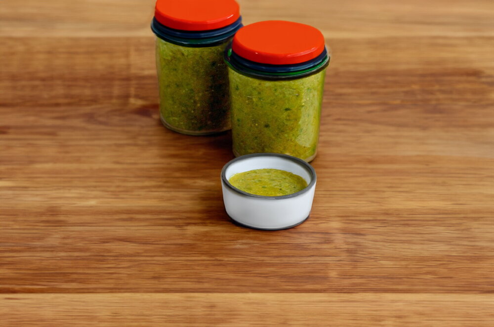 No-Cook Feijoa Jam (Feijoa Purée with Sugar) for Winter