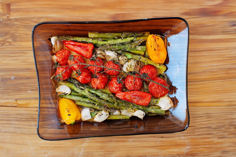 Fresh Green Asparagus in the Oven with Vegetables