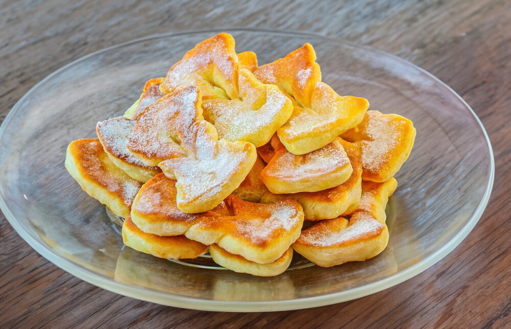 Fluffy Fried Kefir Twists
