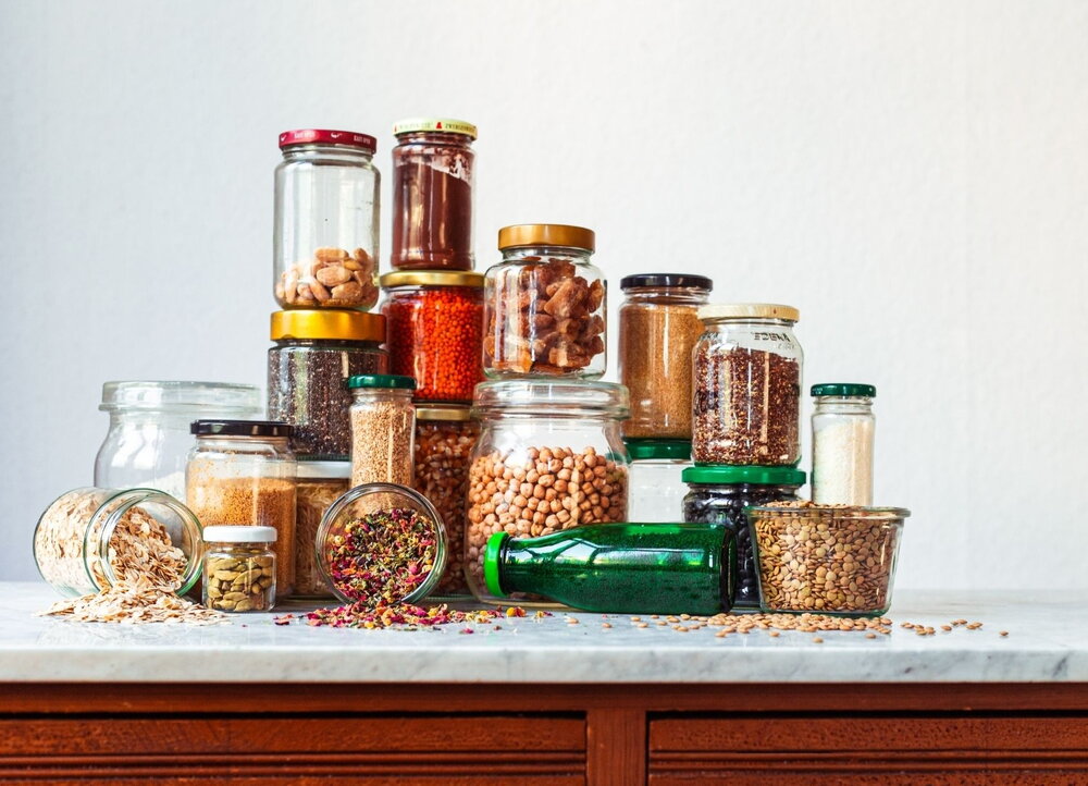 Pantry Staples Every Home Cook Needs (And How to Use Them!)