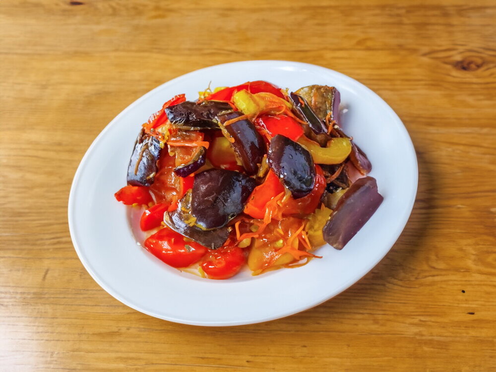Chinese-Style Vegetables in Sweet and Sour Sauce (Stir-fried)
