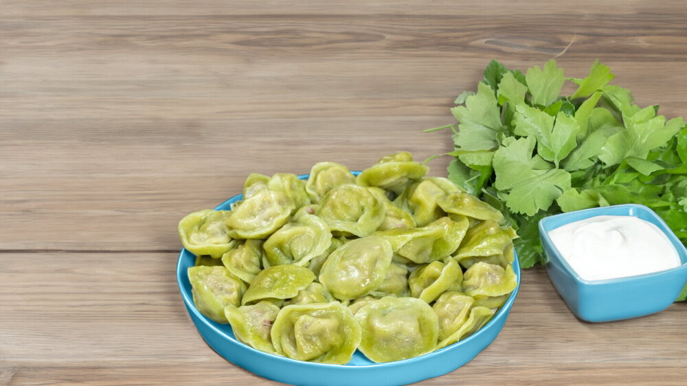 Siberian Dumplings with Spinach and Mixed Meat Filling