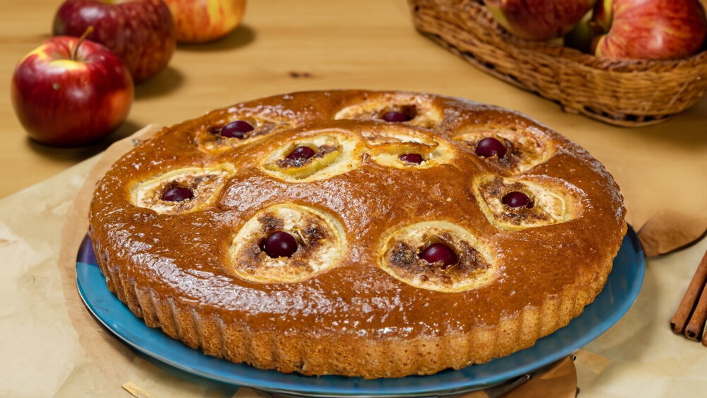 Apple Pie with Yeast-Free Kefir Dough