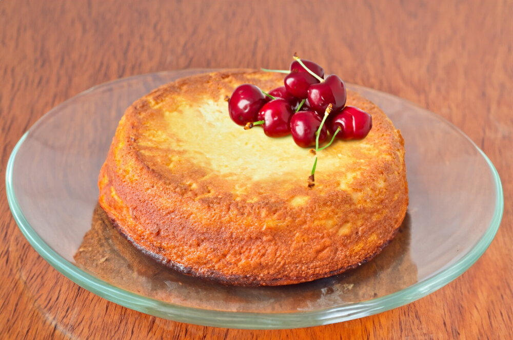 Curd Casserole with Sour Cream and Semolina in the Oven
