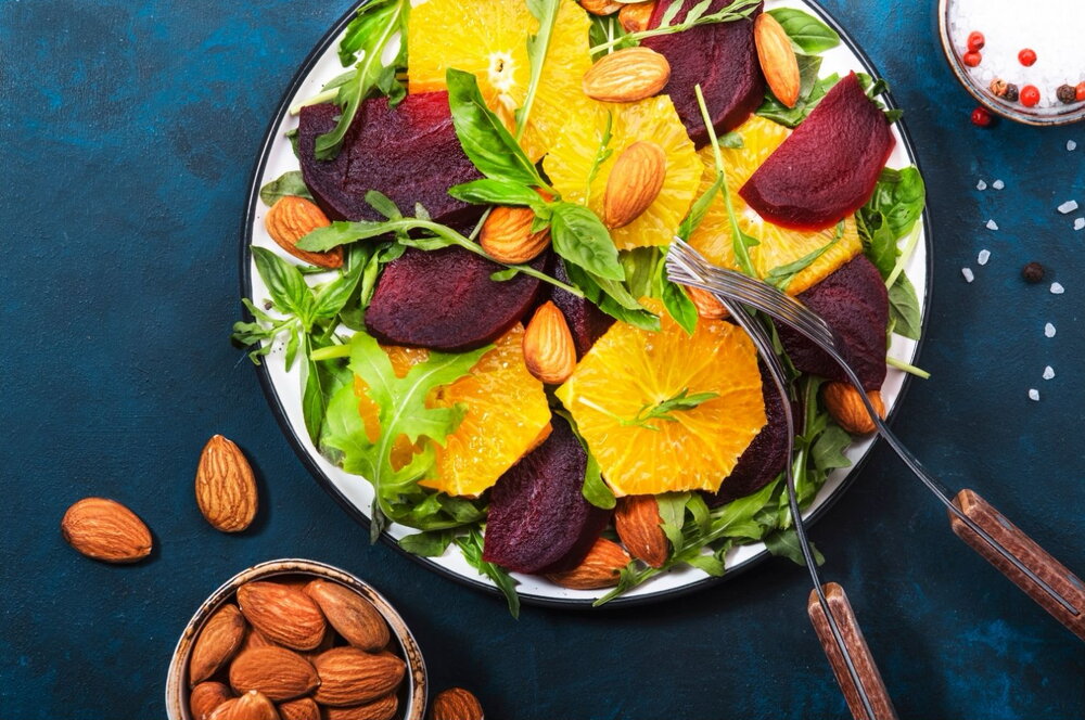 Beetroot salad with oranges