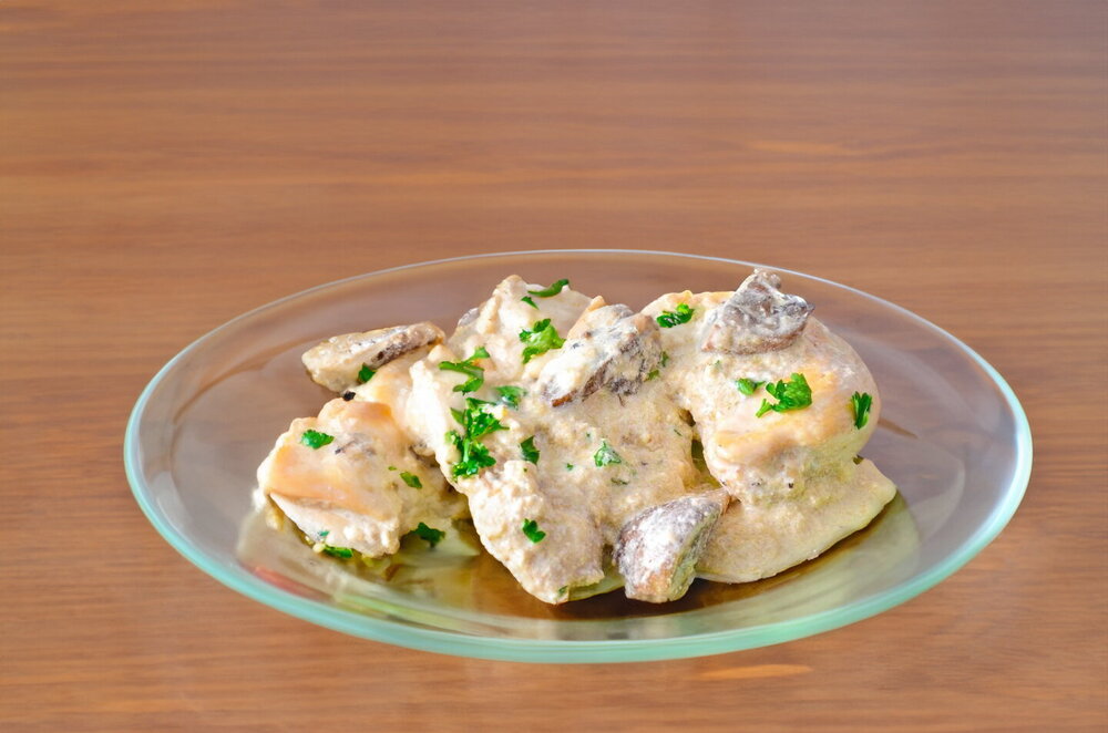 Chicken Breasts in Cream on the Skillet