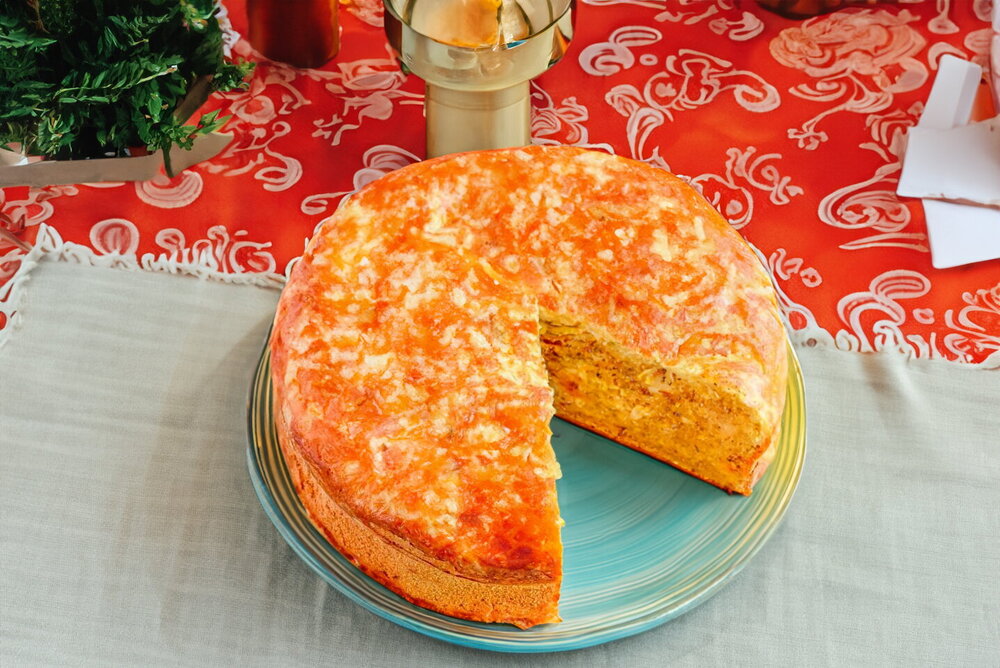 Jellied Pie with Potatoes and Ground Meat