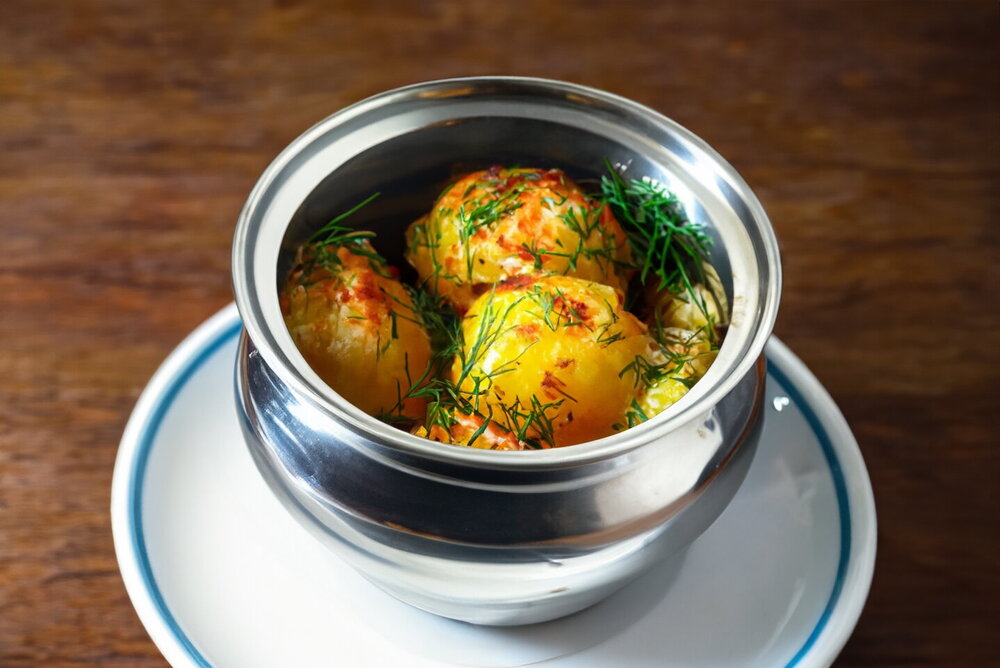 Potatoes in Sour Cream in Pots