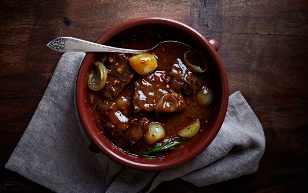 Braised beef in red wine
