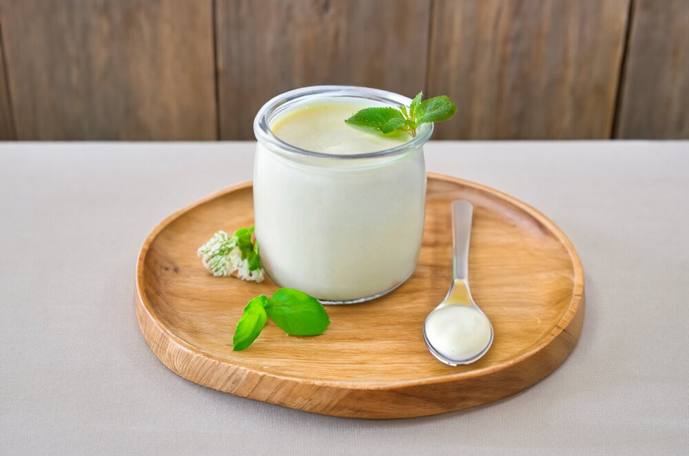 Homemade Mayonnaise with Lemon and Egg