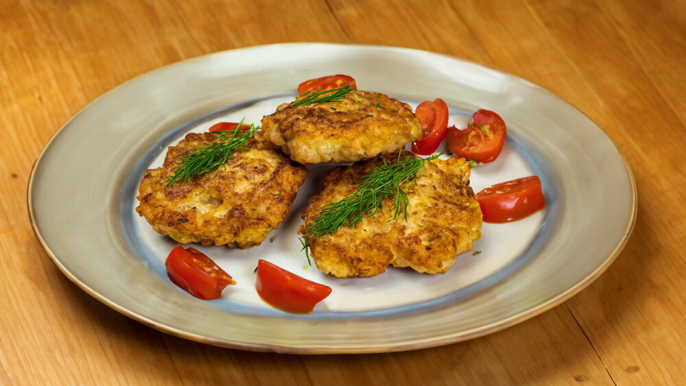 Chicken Cutlets with Onion and Spices