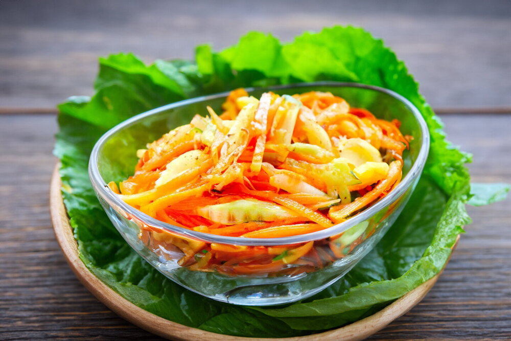 Fresh Cucumber and Carrot Salad