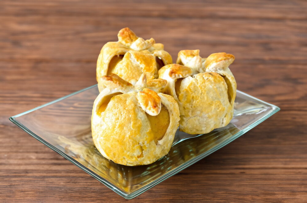 Apples Baked in Puff Pastry in the Oven