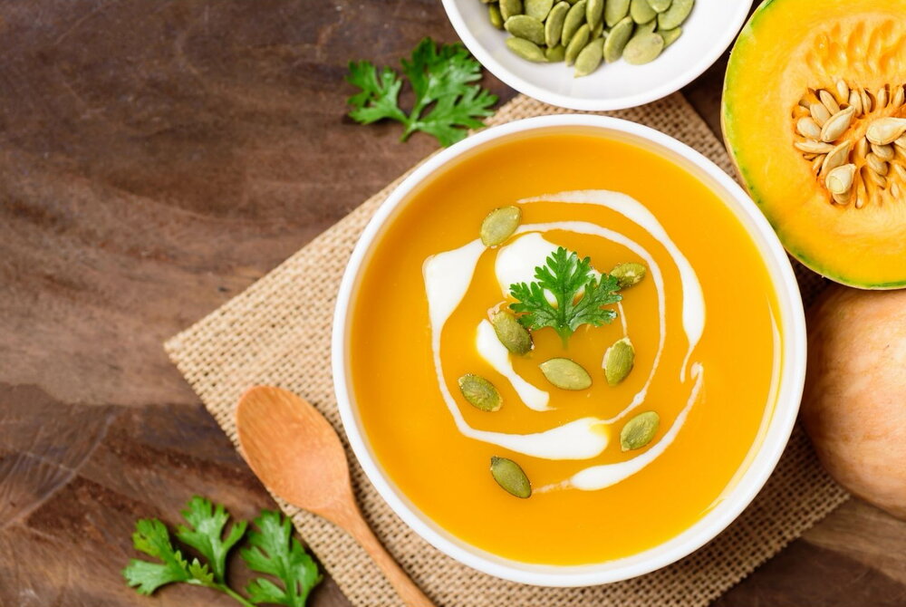 Creamy pumpkin and lime soup