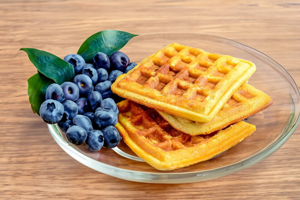 Classic Soft Viennese Waffles with Milk