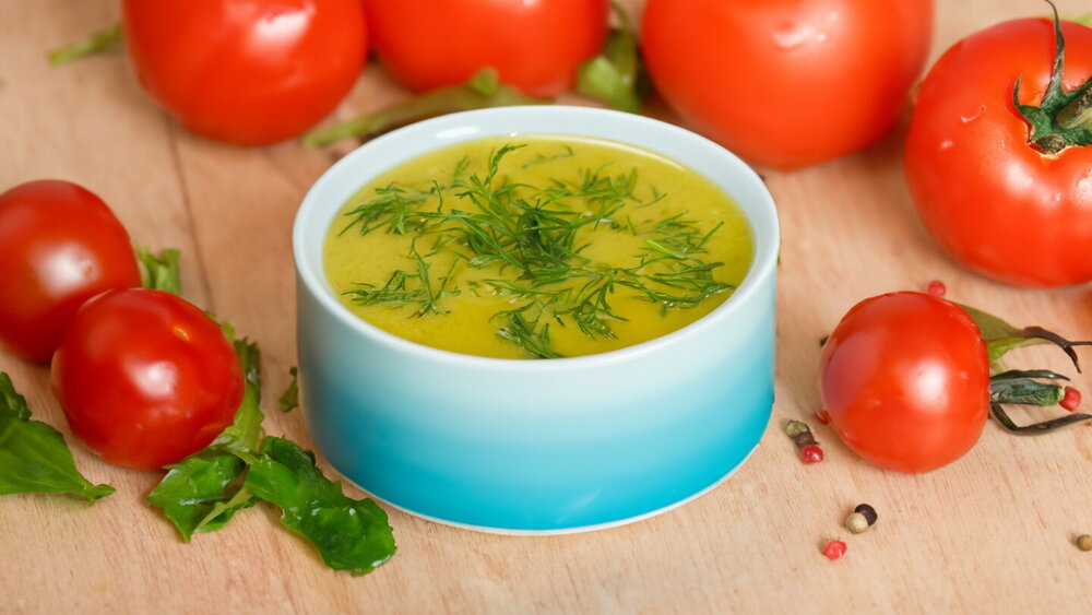 Zucchini Cream Soup with Meat Broth