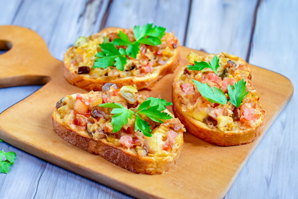 Hot Sandwiches with Mushrooms and Cheese in the Oven