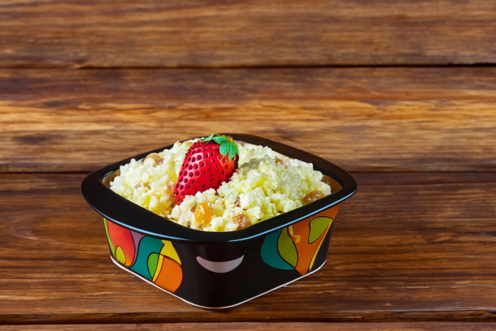 Classic Baked Rice Pudding with Raisins