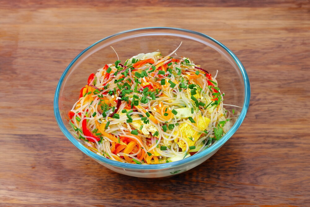 Salad with Glass Noodles and Chicken