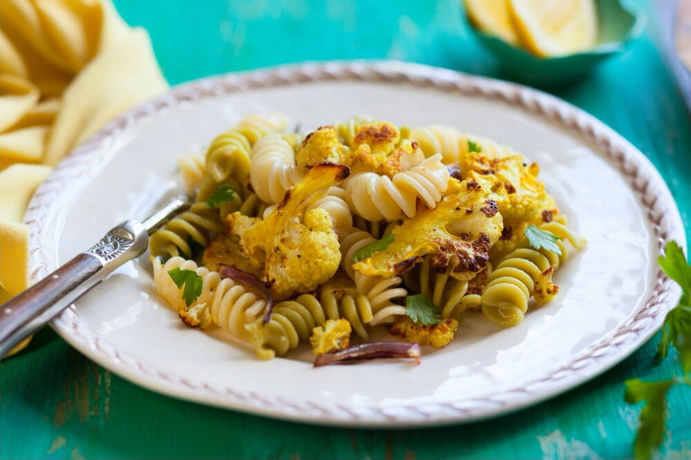 Cauliflower and lemon pasta