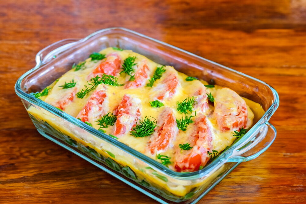 Tomatoes with Minced Meat and Cheese in the Oven