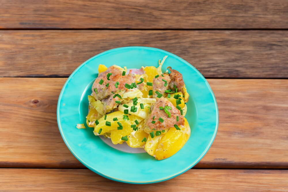 Meat Baked with Potatoes