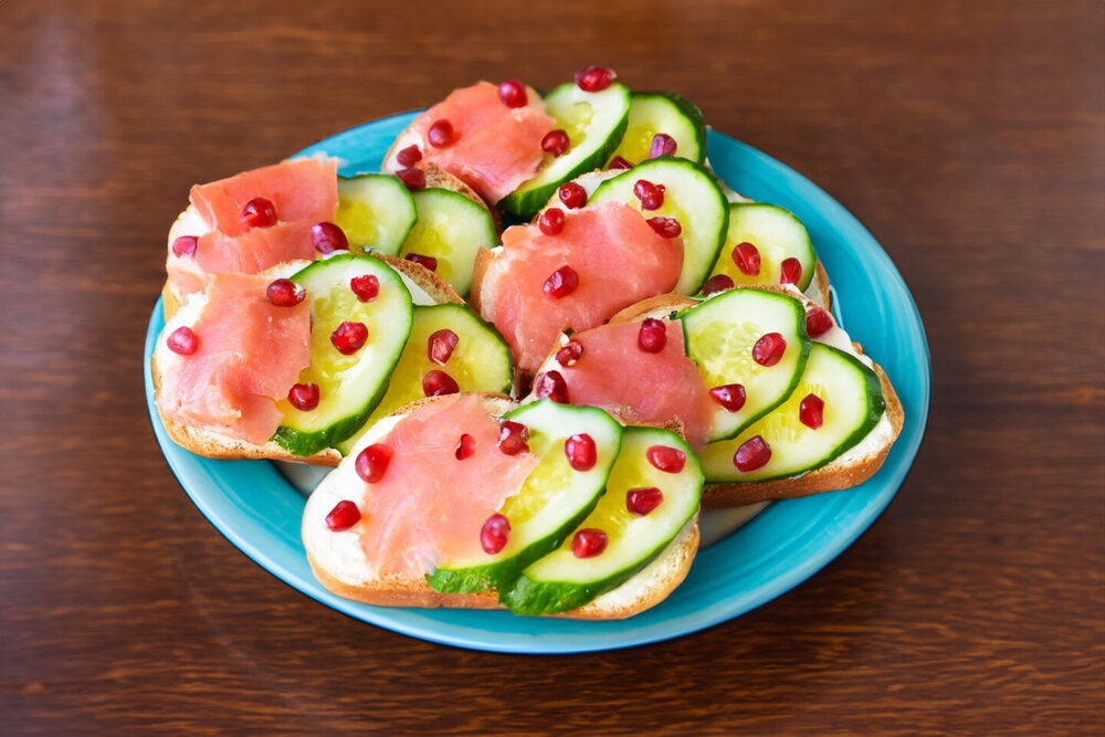 Sandwiches with Red Fish and Cucumber