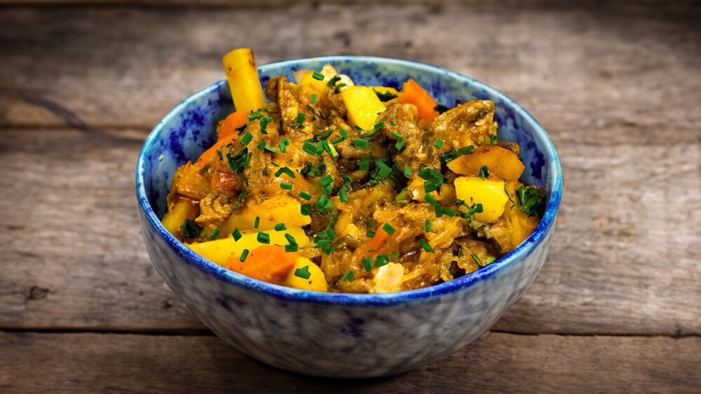 Azu with Beef Fillet and Potatoes Tatar-Style