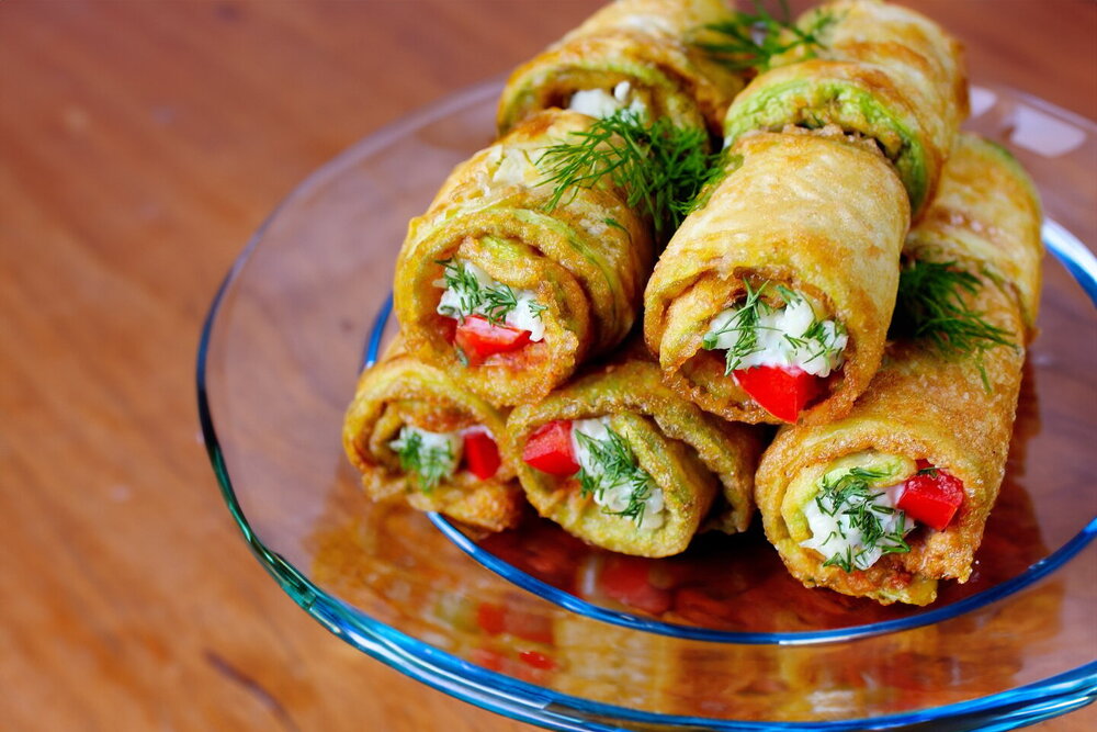 Zucchini Rolls with Cheese and Garlic