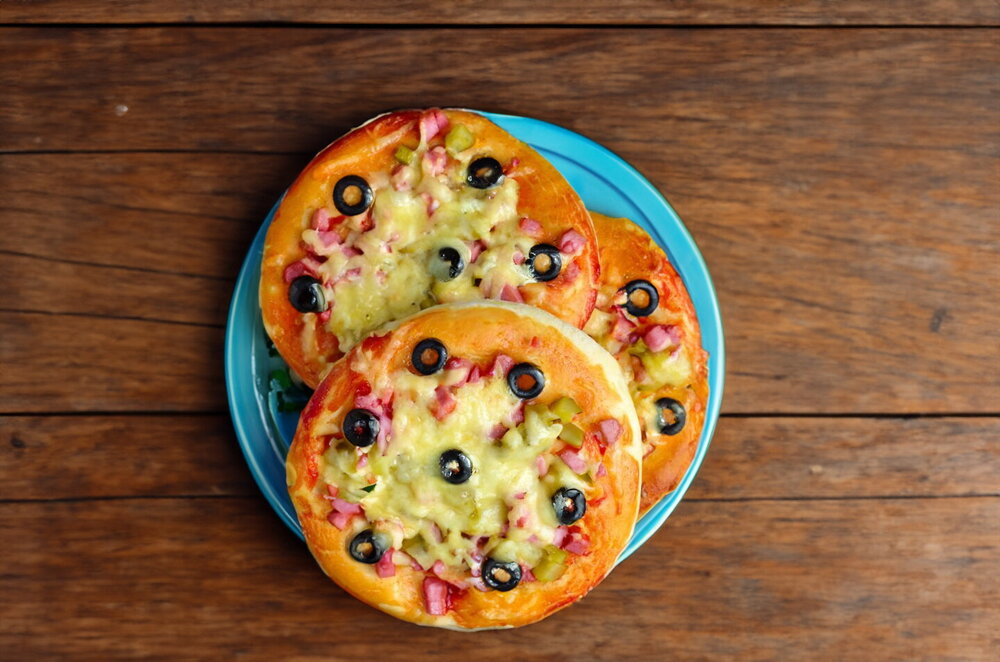 School Cafeteria Pizza