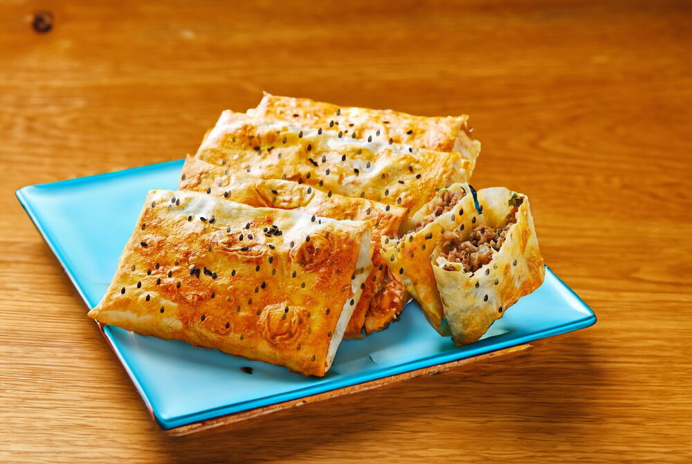 Lavash with Minced Meat and Cheese in the Oven