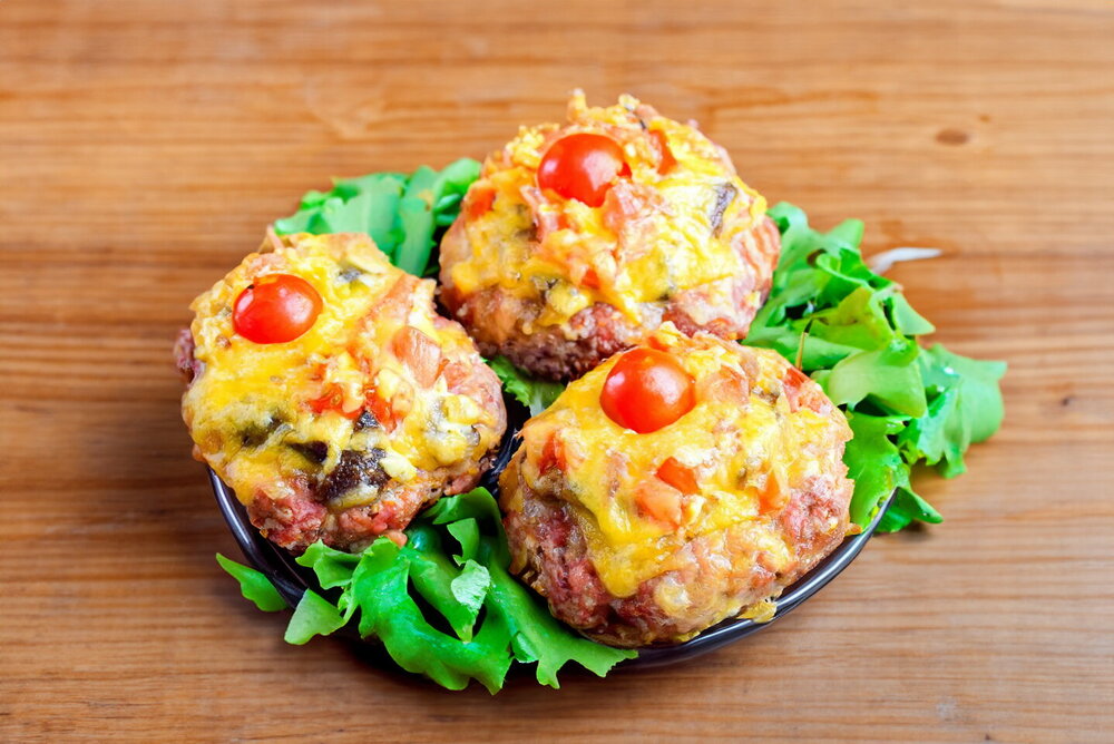 Ground Meat Beefsteak in the Oven with Cheese